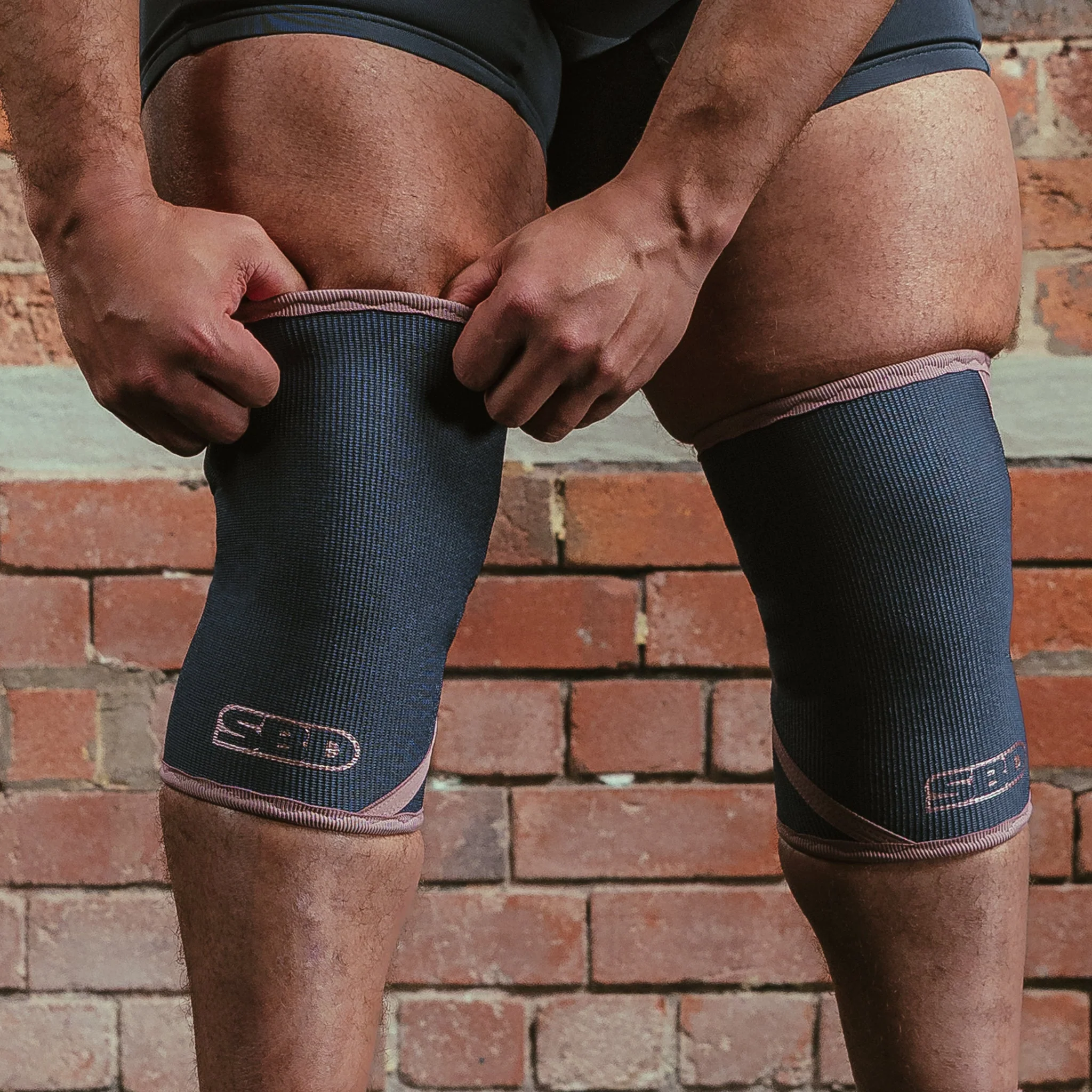 Serenity Powerlifting Knee Sleeves - Image 6